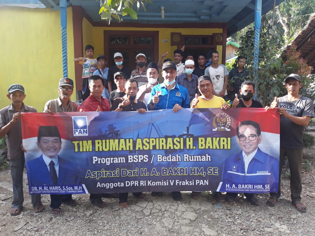 Tim Rumah Aspirasi H Bakri Kunjungi Penerima BSPS di Tungkal Ilir