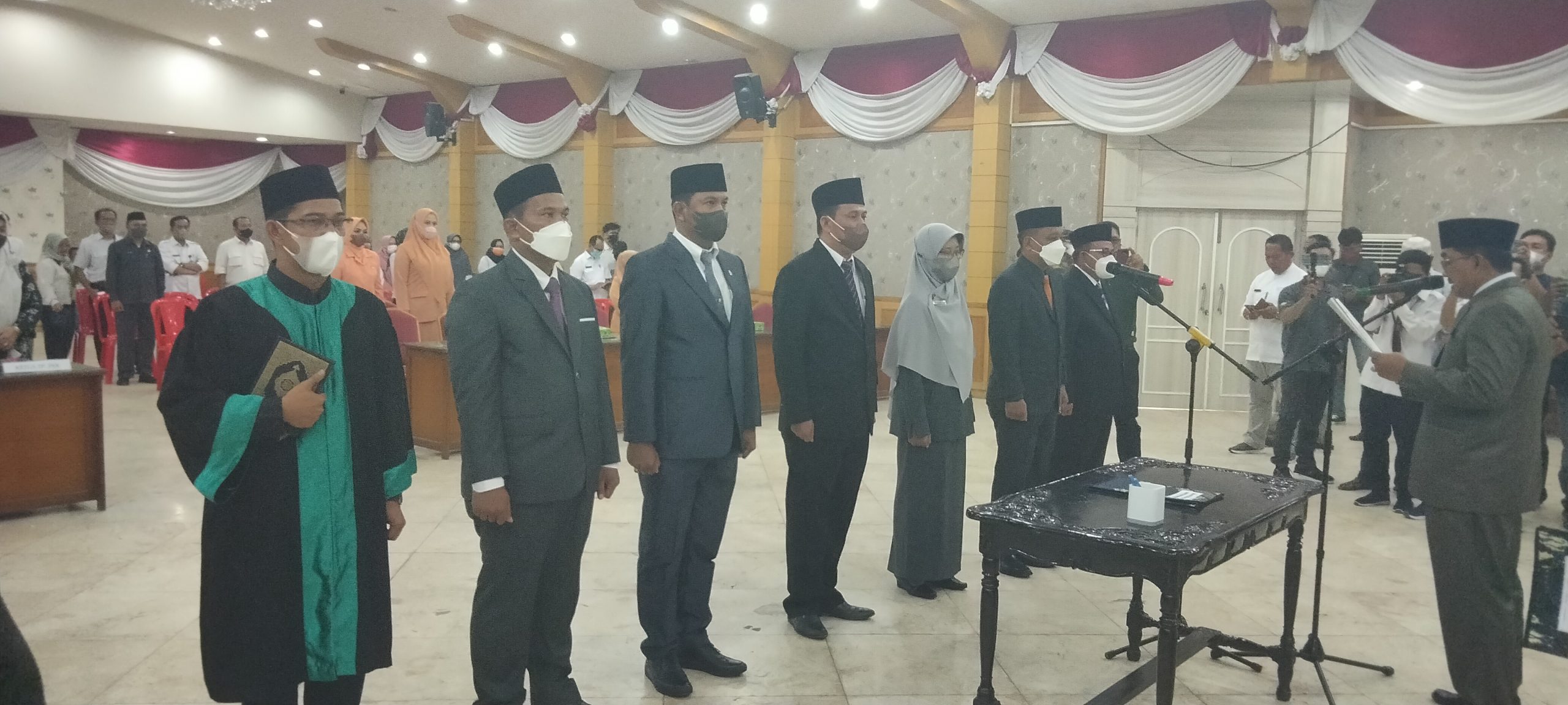 Bupati Anwar Sadat Lantik 6 Pejabat Kepala Dinas