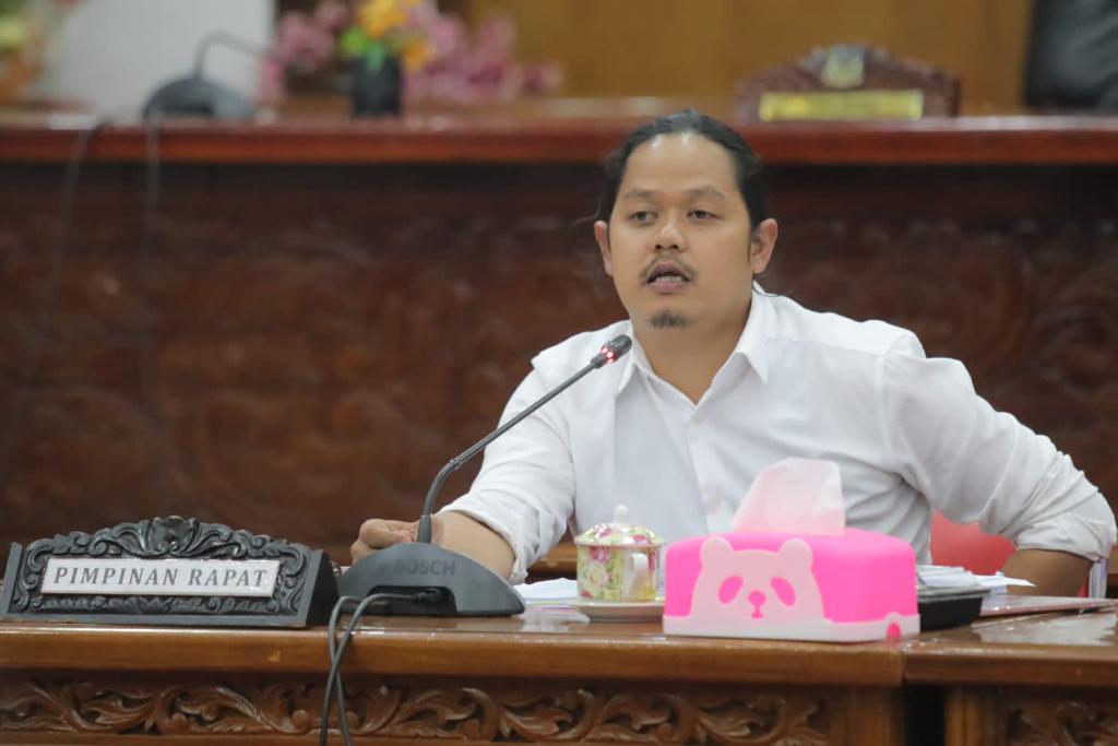 Ketua Komisi II DPRD Tanjab Barat Sufrayogi Syaiful (Foto: JI/Iwan)
