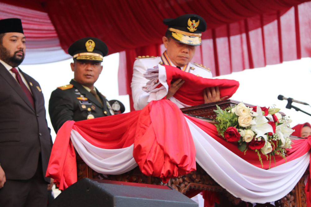 Gubernur Jambi Al Haris Jadi Inspektur Upacara Penurunan bendera HUT RI ke 78 Tahun 2023.(Dok:Istimewa)